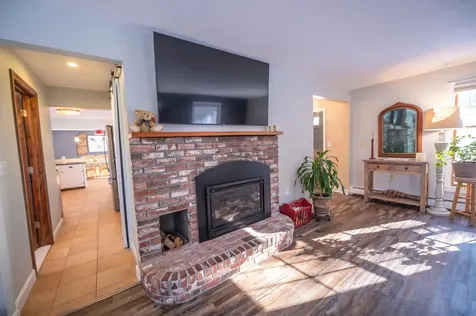 32 Old Town Road Dover VT 05356