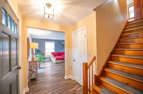 32 Old Town Road Dover VT 05356