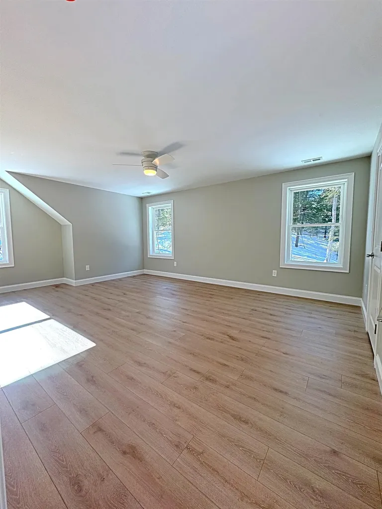 69 Peaslee Hill Road Weare NH 03281