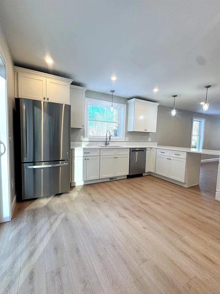 69 Peaslee Hill Road Weare NH 03281