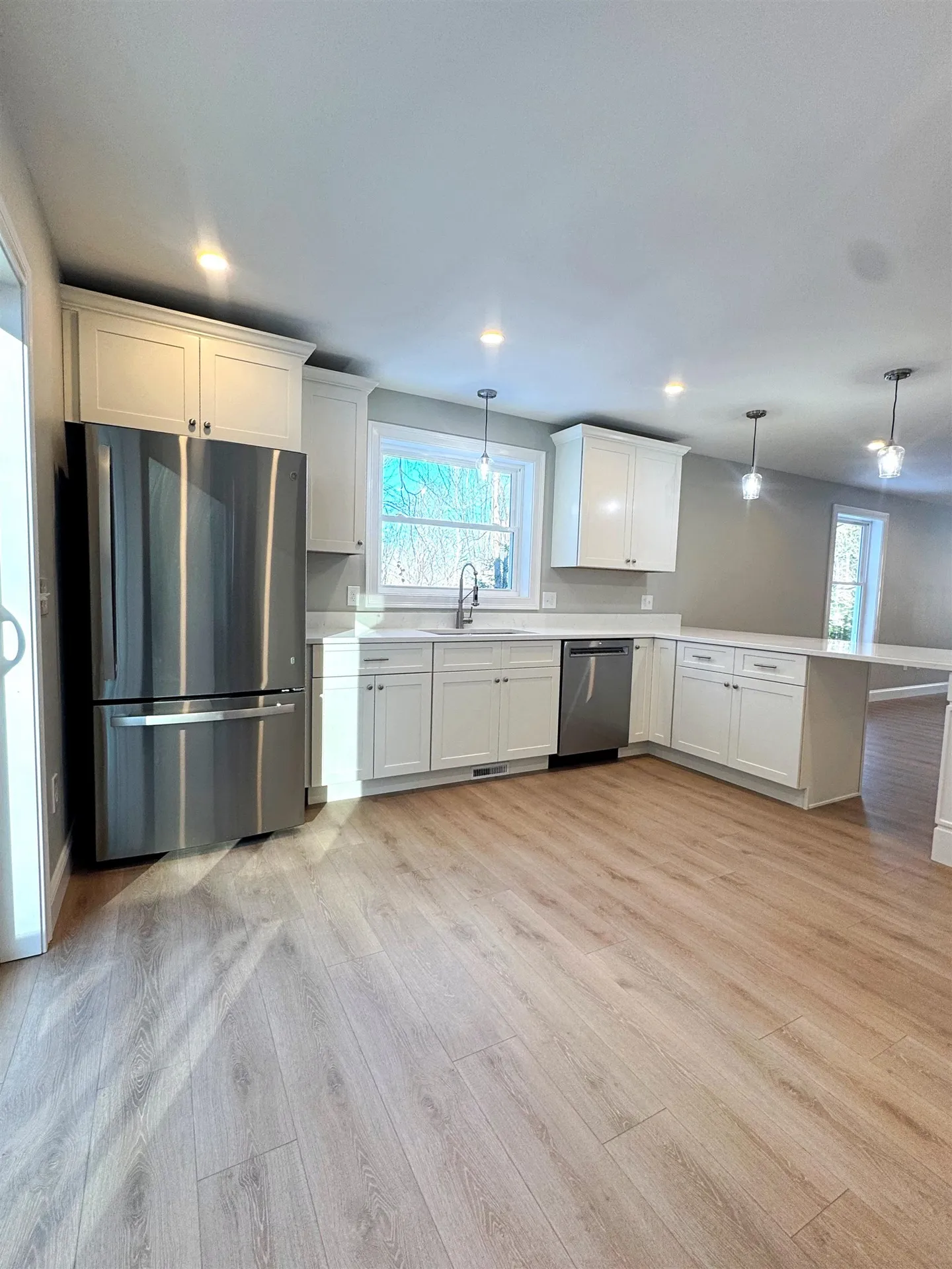 69 Peaslee Hill Road Weare NH 03281