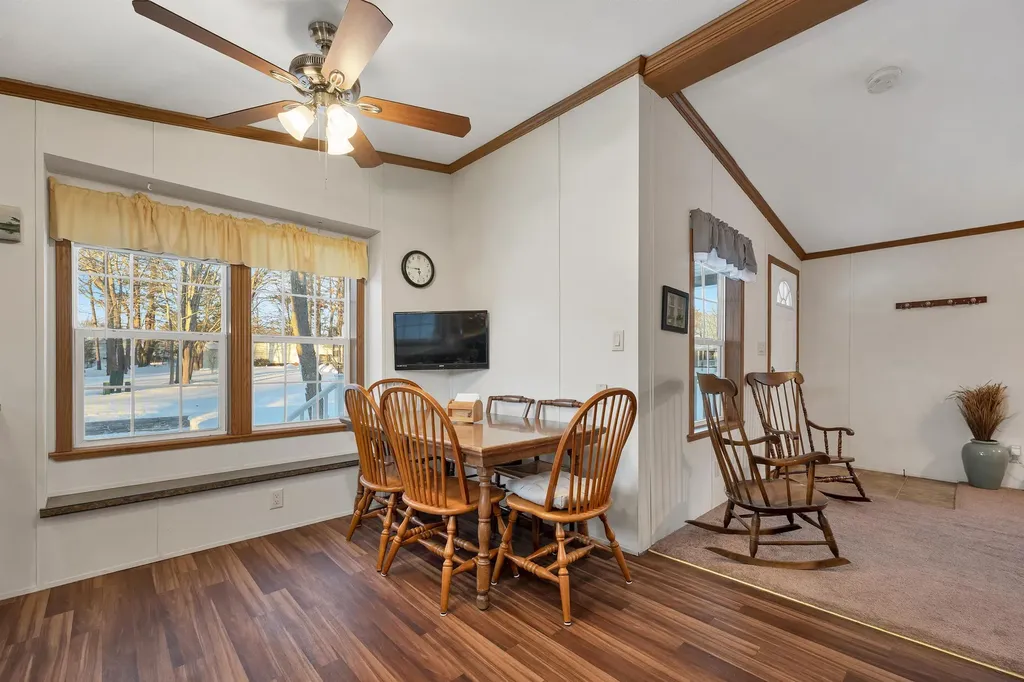 9 Slate Run North Hampton NH 03862