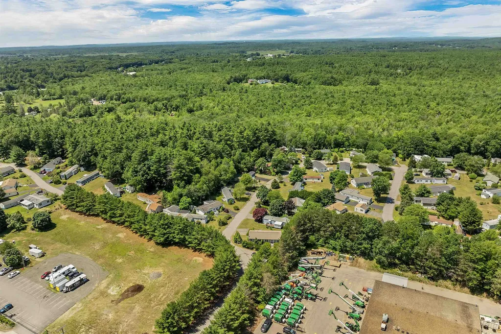 9 Slate Run North Hampton NH 03862