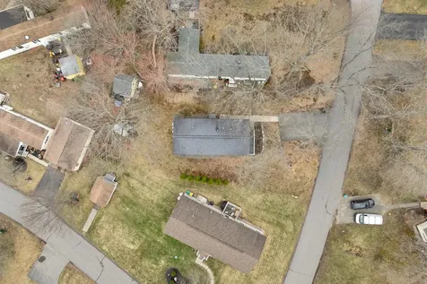 9 Slate Run North Hampton NH 03862