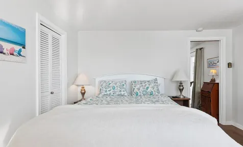 33 Endicott Street Wolfeboro NH 03894