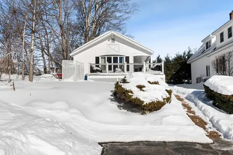 33 Endicott Street Wolfeboro NH 03894