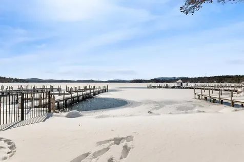 33 Endicott Street Wolfeboro NH 03894