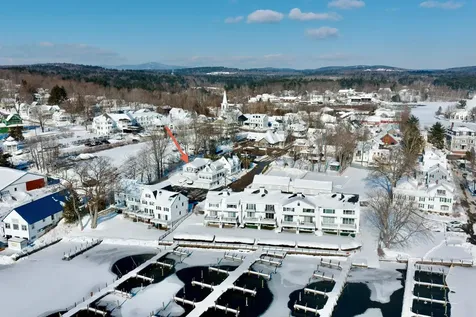 33 Endicott Street Wolfeboro NH 03894