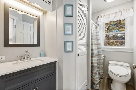 33 Endicott Street Wolfeboro NH 03894