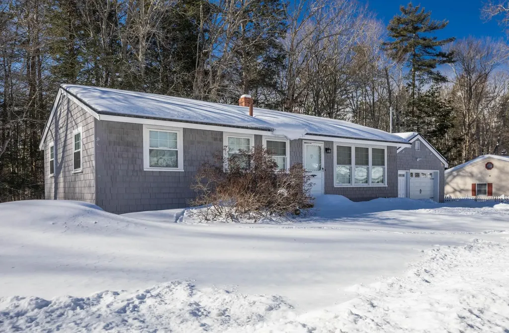 13 Spruce Drive Dover NH 03820
