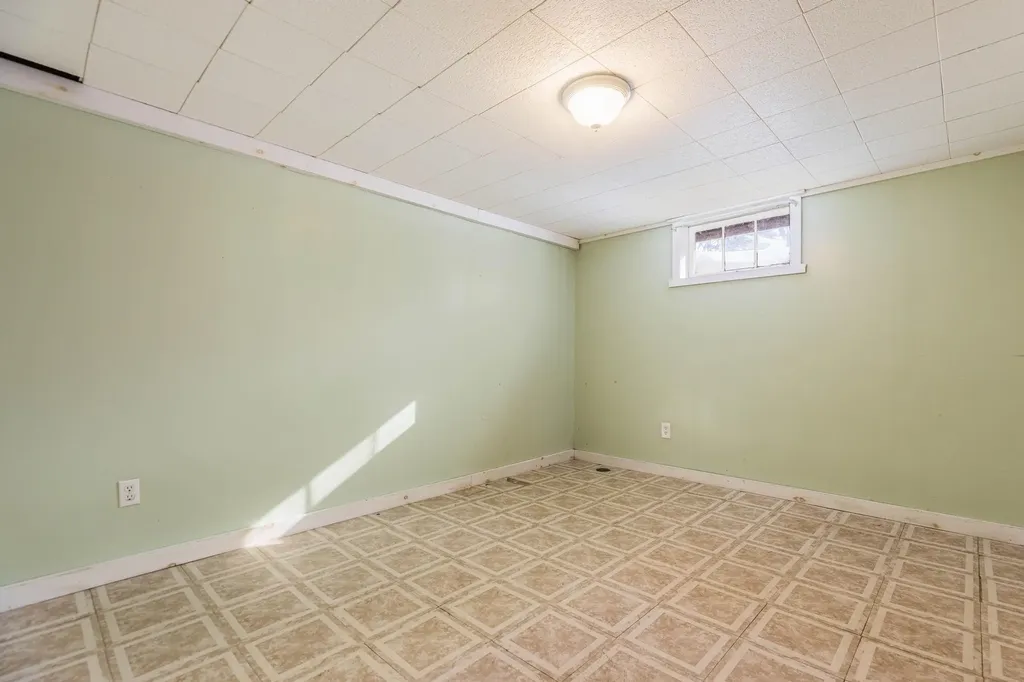 13 Spruce Drive Dover NH 03820