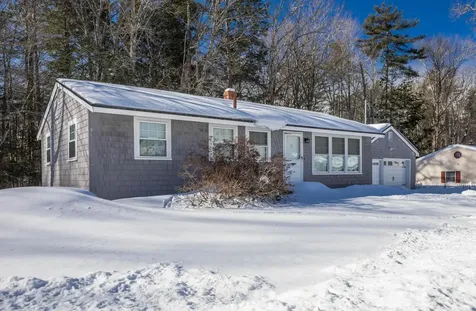 13 Spruce Drive Dover NH 03820