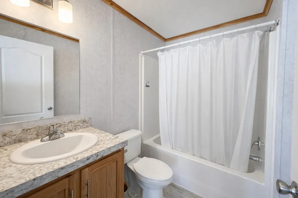 43 Crystal Lane Lyndon VT 05851