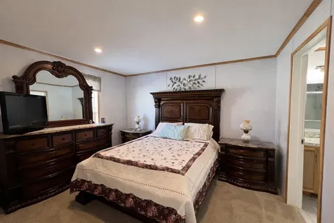 43 Crystal Lane Lyndon VT 05851