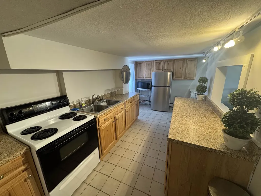 159 Hills Beach Road Biddeford ME 04005