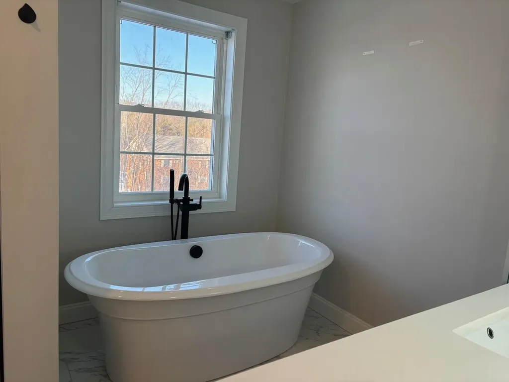 159 Elm Street Milford NH 03055