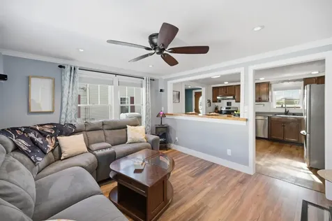 38 Armand Avenue Manchester NH 03103