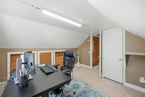 38 Armand Avenue Manchester NH 03103