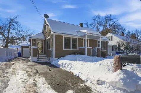 38 Armand Avenue Manchester NH 03103