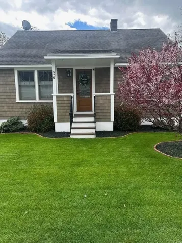 38 Armand Avenue Manchester NH 03103