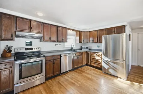 38 Armand Avenue Manchester NH 03103