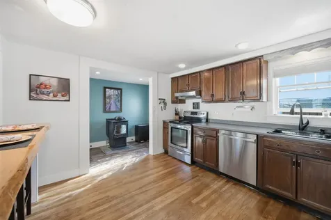 38 Armand Avenue Manchester NH 03103