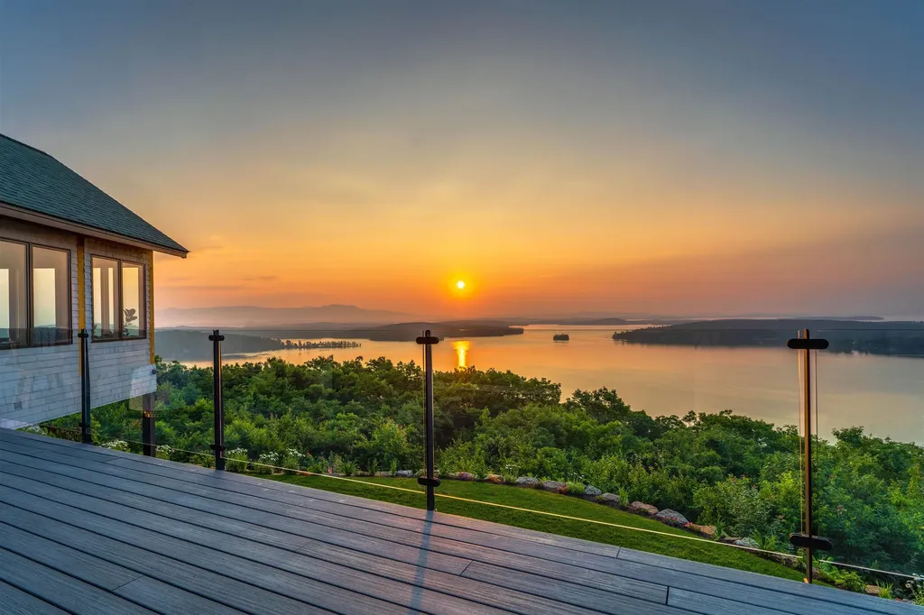 175 Akwa Vista Laconia NH 03246