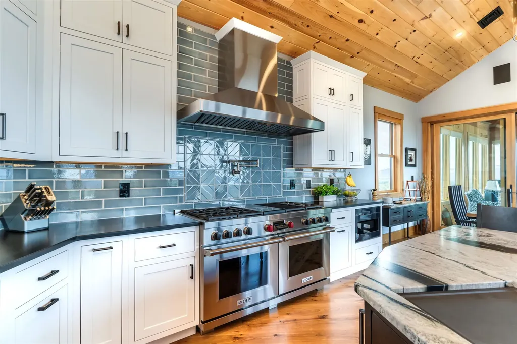 175 Akwa Vista Laconia NH 03246