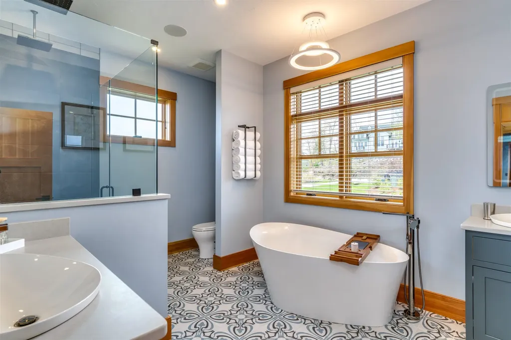 175 Akwa Vista Laconia NH 03246