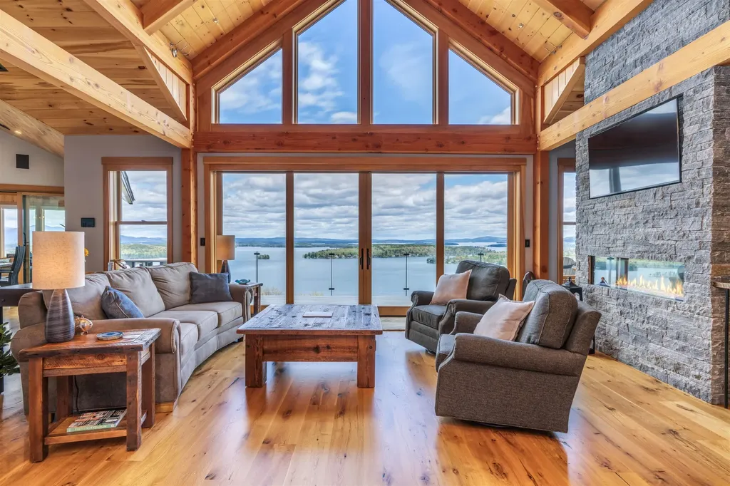 175 Akwa Vista Laconia NH 03246