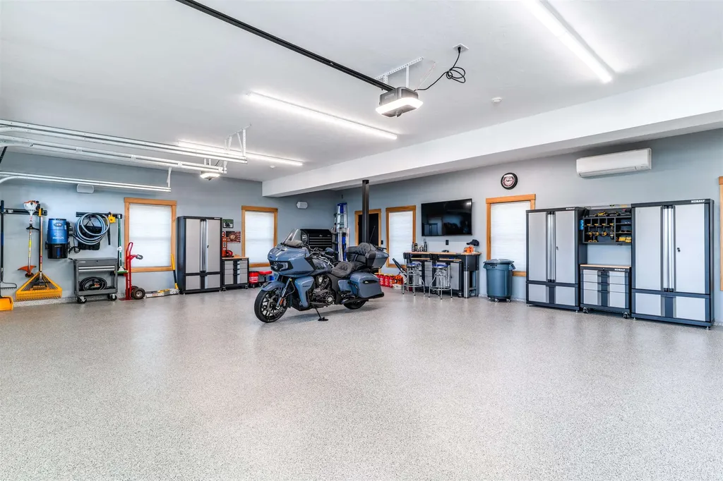 175 Akwa Vista Laconia NH 03246