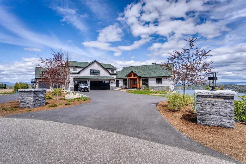 175 Akwa Vista Laconia NH 03246