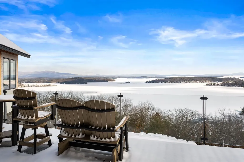 175 Akwa Vista Laconia NH 03246