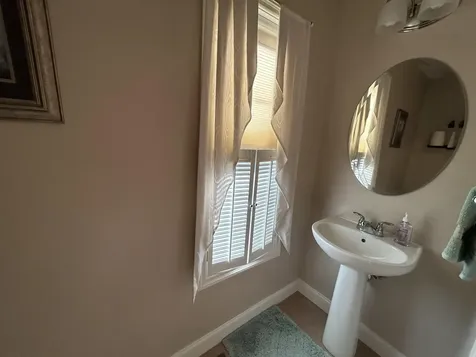 7 Hilltop Lane Brentwood NH 03833