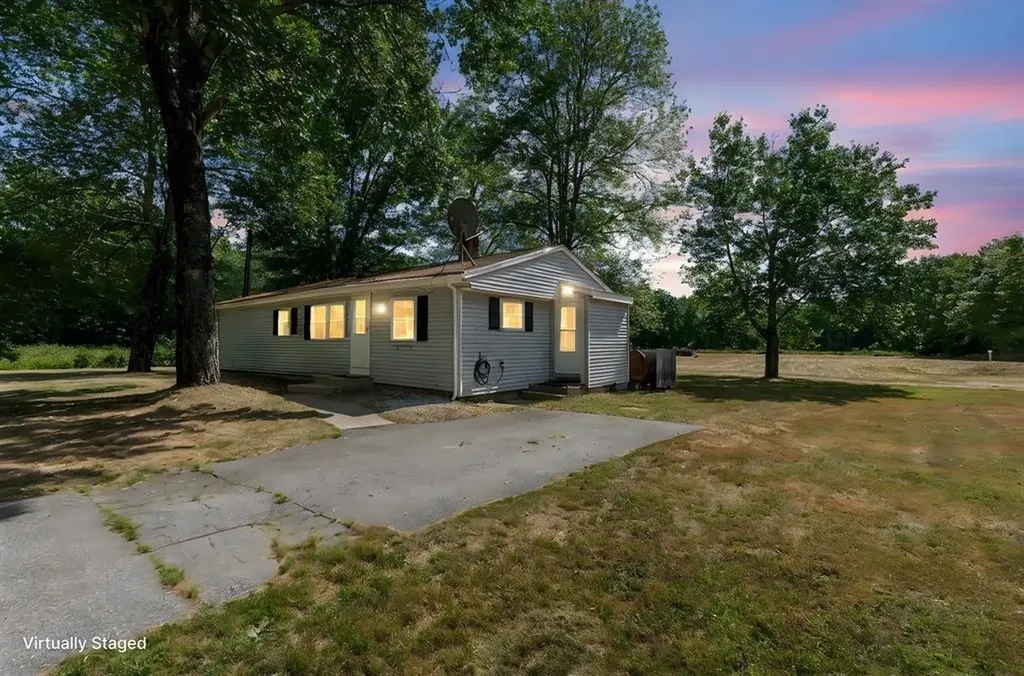 395 Greenhill Road Barrington NH 03825