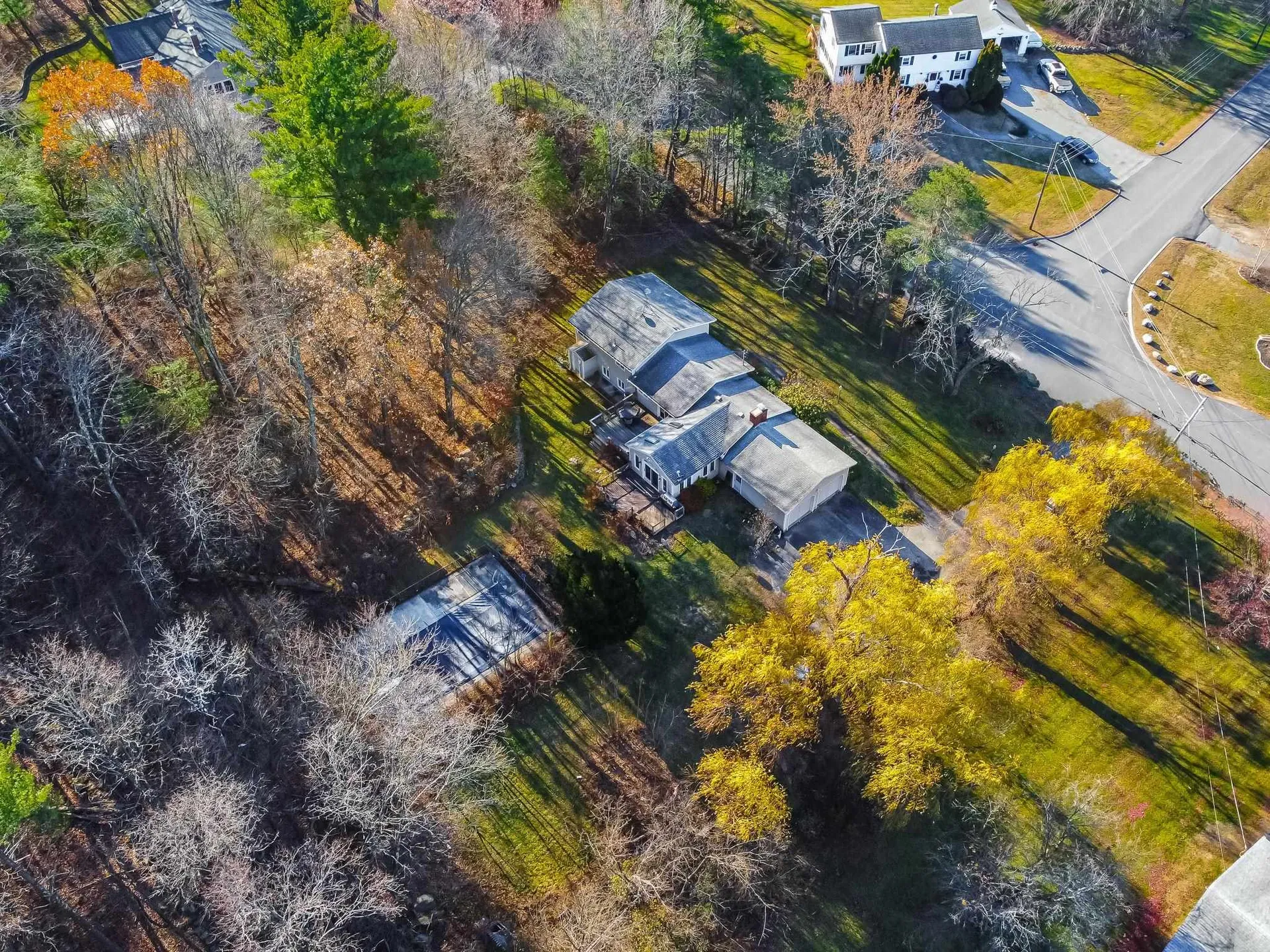 11 Wellesley Drive Pelham NH 03076