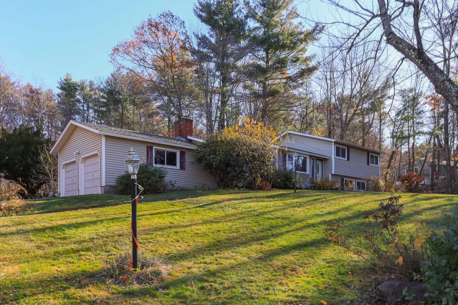 11 Wellesley Drive Pelham NH 03076