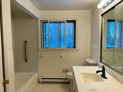 11 Wellesley Drive Pelham NH 03076