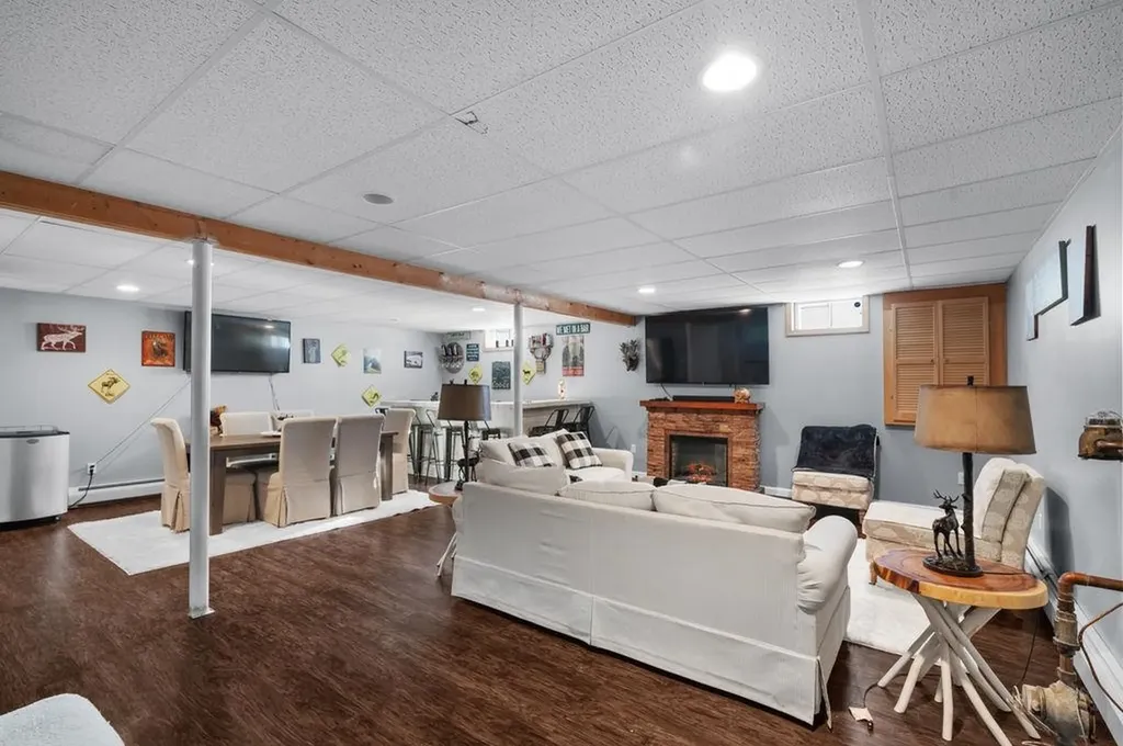 6 Alder Creek Lane Rochester NH 03867