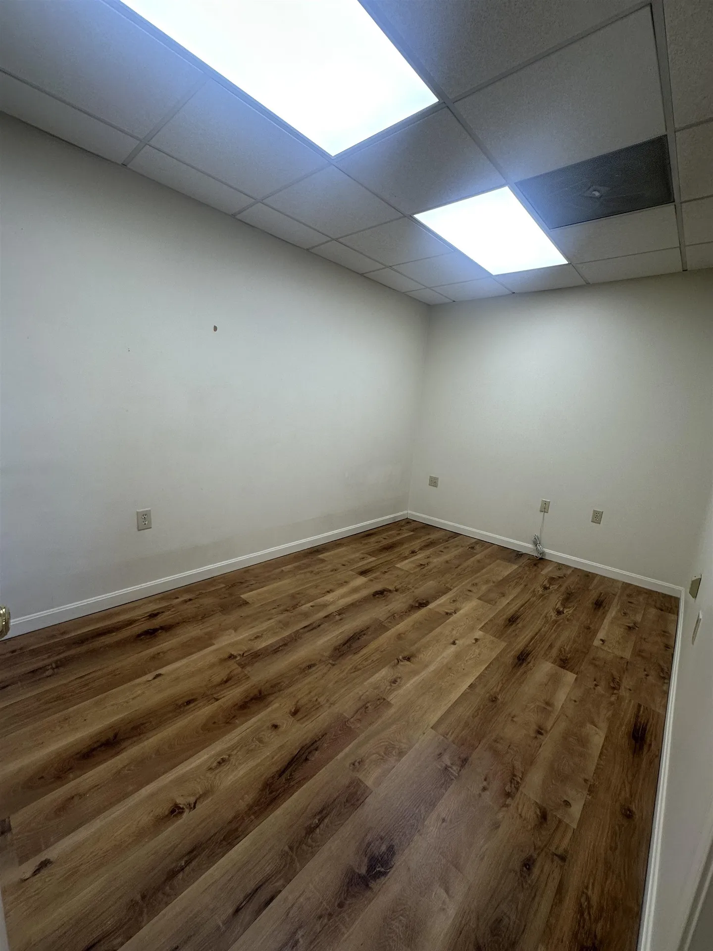 579 Daniel Webster Highway Merrimack NH 03054