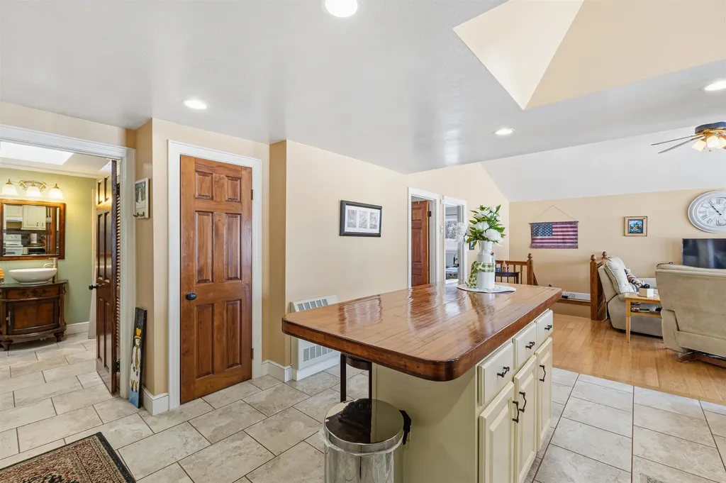 4012 Vt Route 114 Canaan VT 05903