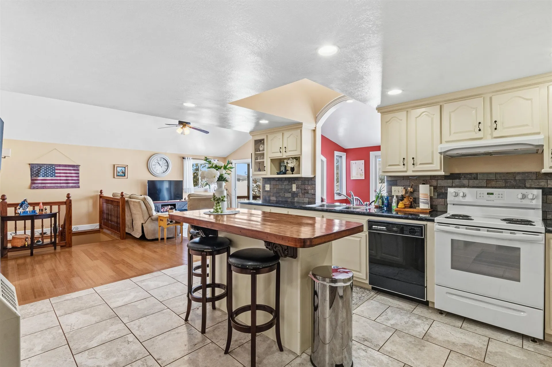 4012 Vt Route 114 Canaan VT 05903