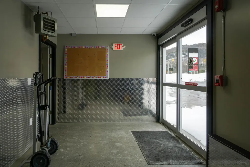 387 Meadow Street Littleton NH 03561