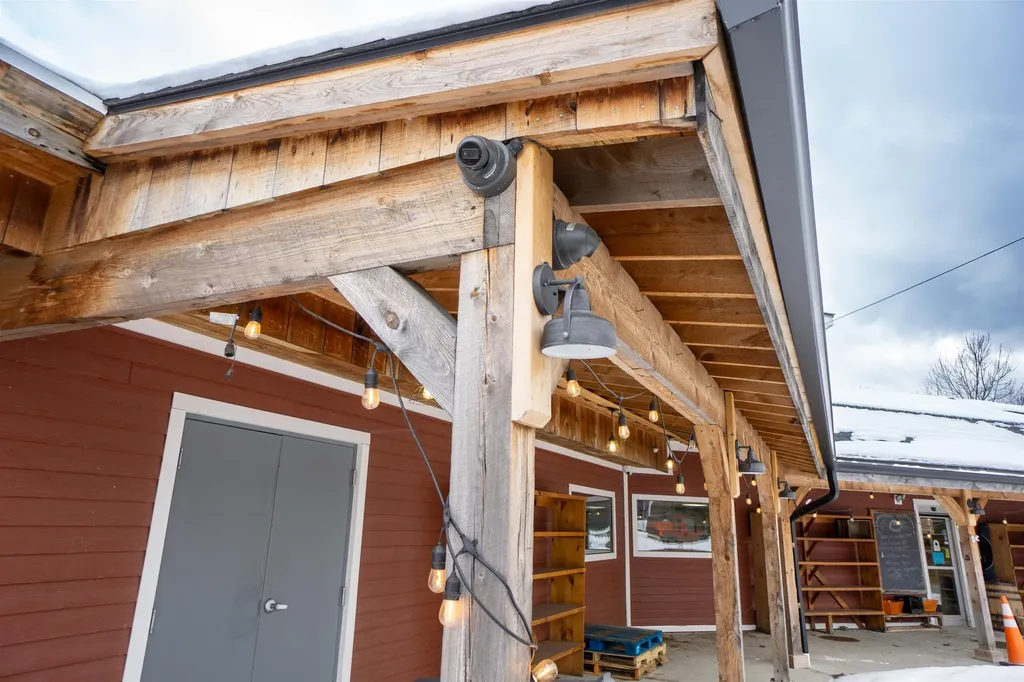 387 Meadow Street Littleton NH 03561