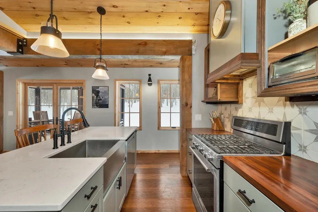 682 Philbrick Hill Road Springfield NH 03284