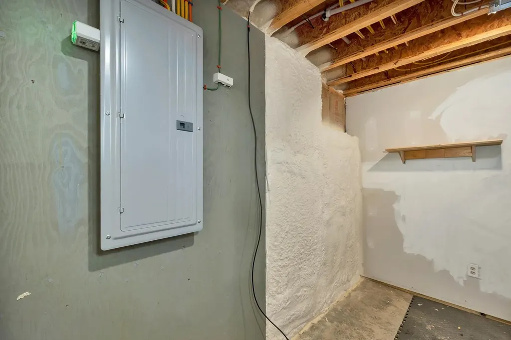 682 Philbrick Hill Road Springfield NH 03284