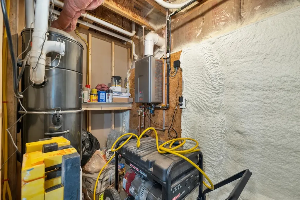 682 Philbrick Hill Road Springfield NH 03284