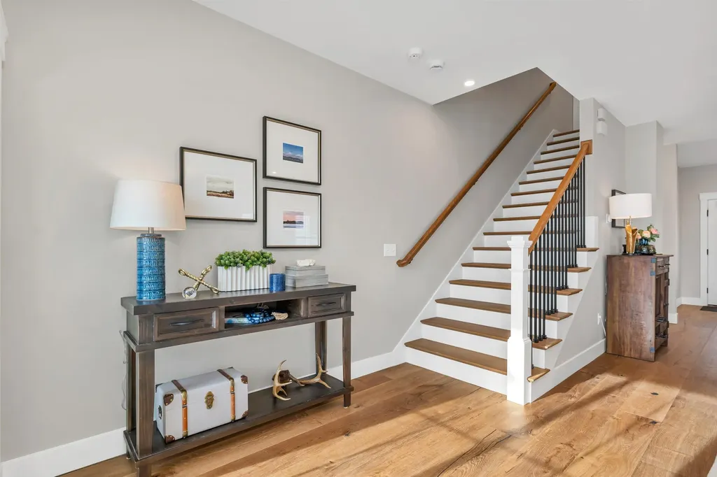 60 White Oaks Road Laconia NH 03246