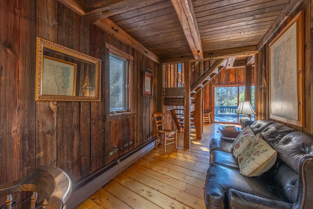 373 Vermont Route 11 Londonderry VT 05148