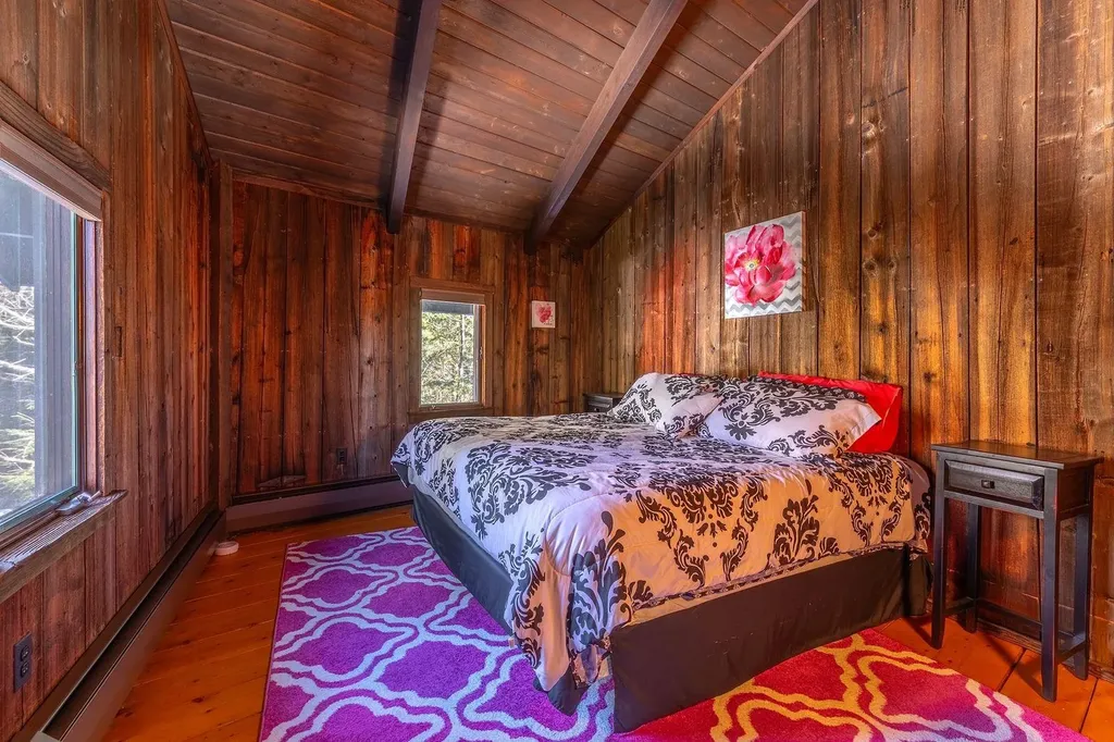 373 Vermont Route 11 Londonderry VT 05148